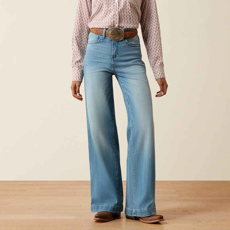 Ariat Womens Luanna High Rise Wide Leg Light Wash Jean